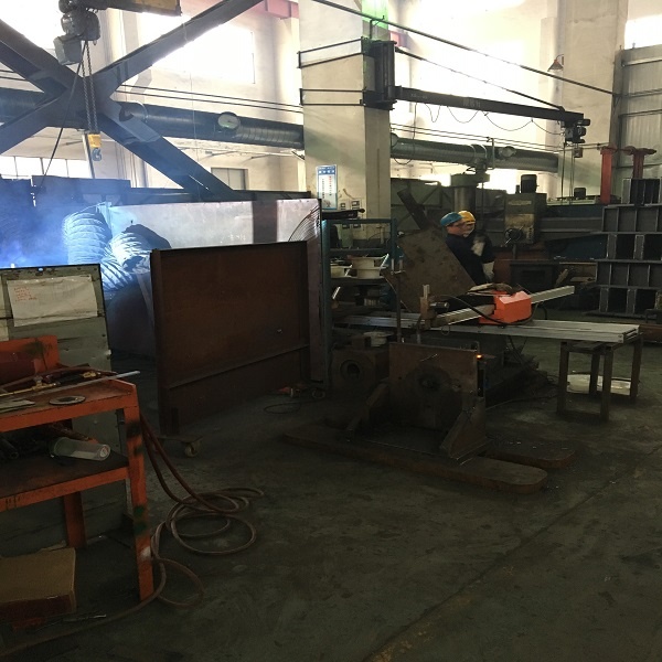 Semi-Automatic welding